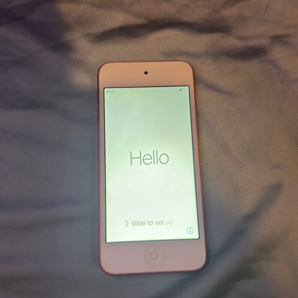 REPOST - Ipod Touch 5th Generation Hot Pink